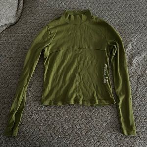 Eckhaus latta | green tops